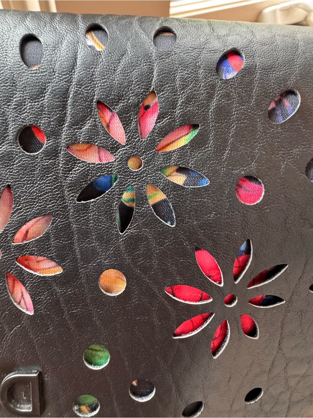 Like New Desigual Dandelion Phuket Black Laser Cut bohemian eclectic Crossbody - Picture 3 of 7